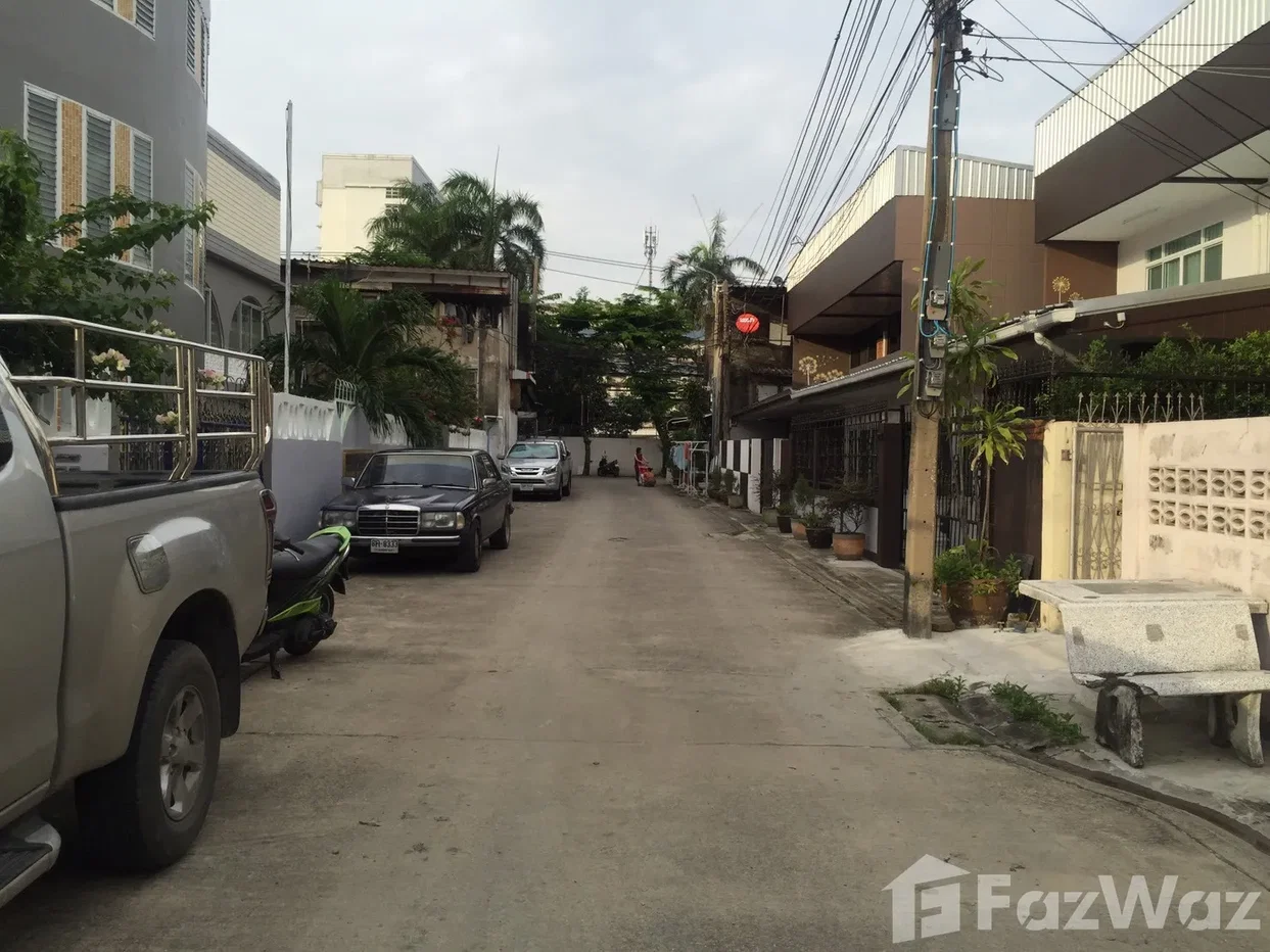 รูป ขาย ทาวน์เฮ้าส์ 6 ห้องนอน ใน บางจาก, กรุงเทพมหานคร 6755696 - รูปที่ 3/6