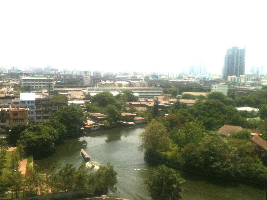 รูป Shock price! The base sukhumvit 12.5k (30sqm) - รูปที่ 11/12