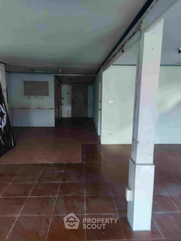 รูป บ้าน 3 ห้องนอน เลี้ยงสัตว์ได้ ในสายไหม พื้นที่ 180 ตร.ม. ขาย (ID 3310174) - รูปที่ 2/9