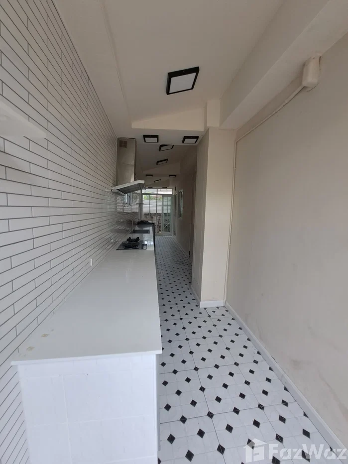 รูป For Rent: 4-bedroom corner house at the end of the alley 6771609 - รูปที่ 17/25