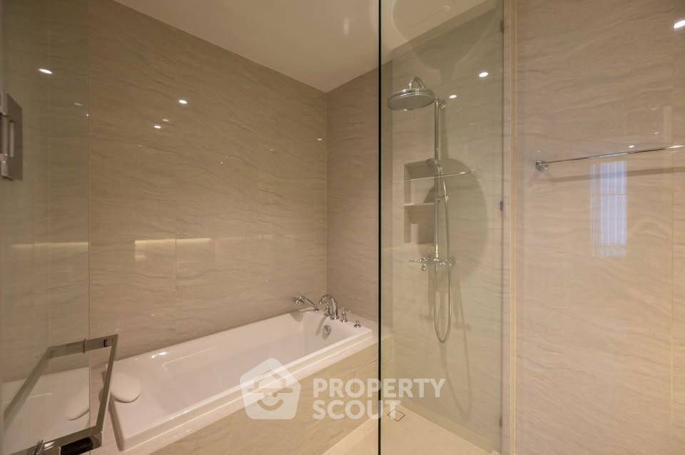 picture 1-BR Condo at Muniq Langsuan near BTS Ratchadamri (ID 3312821) - 7/9