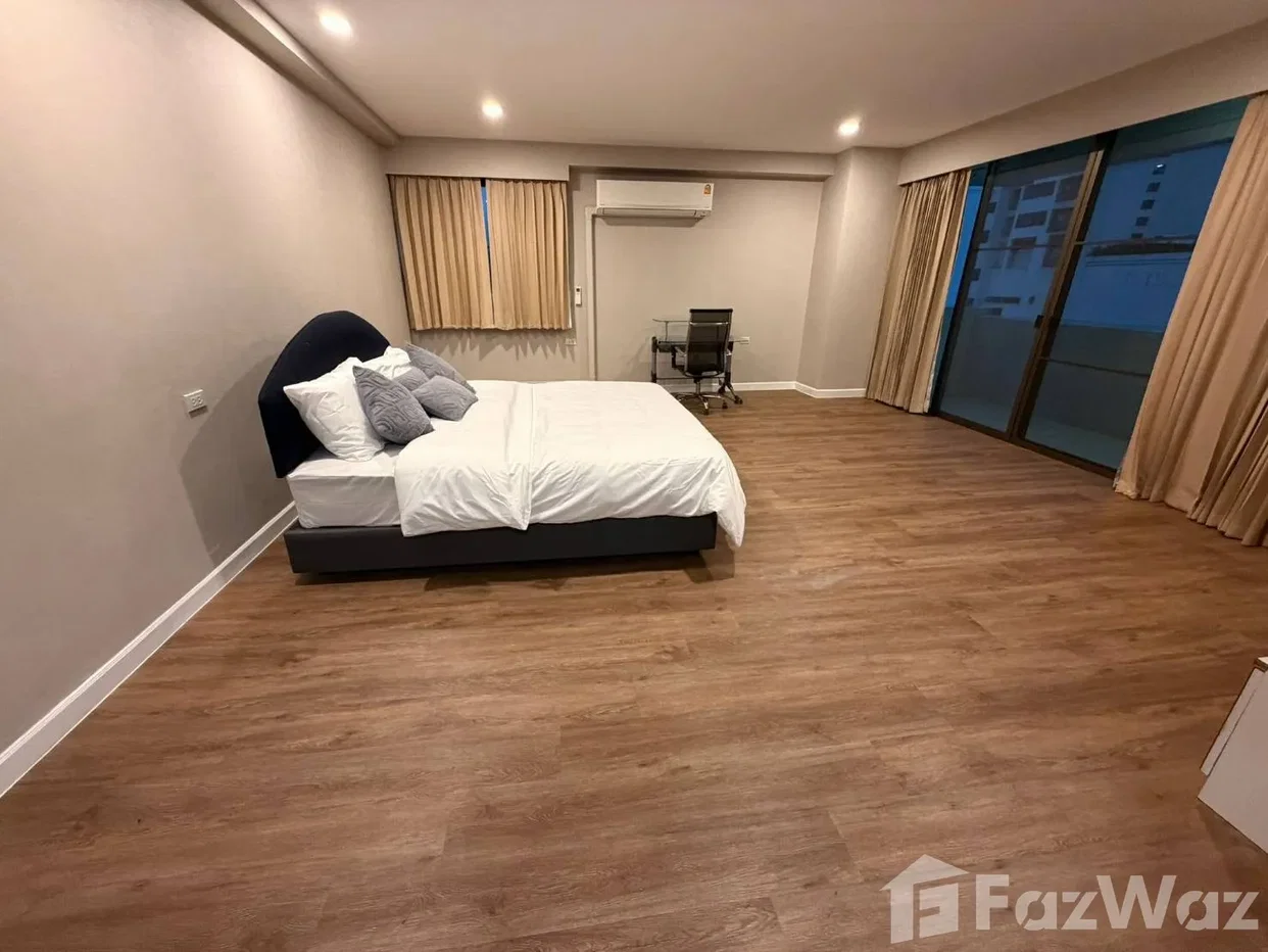 รูป คอนโดให้เช่า 4 ห้องนอน ในโครงการ รีเยนซี่ คอร์ท 6776741 - รูปที่ 3/38