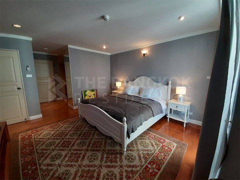 Supalai Place Sukhumvit 39  High-potential Location, Not as Expensive as You Think
