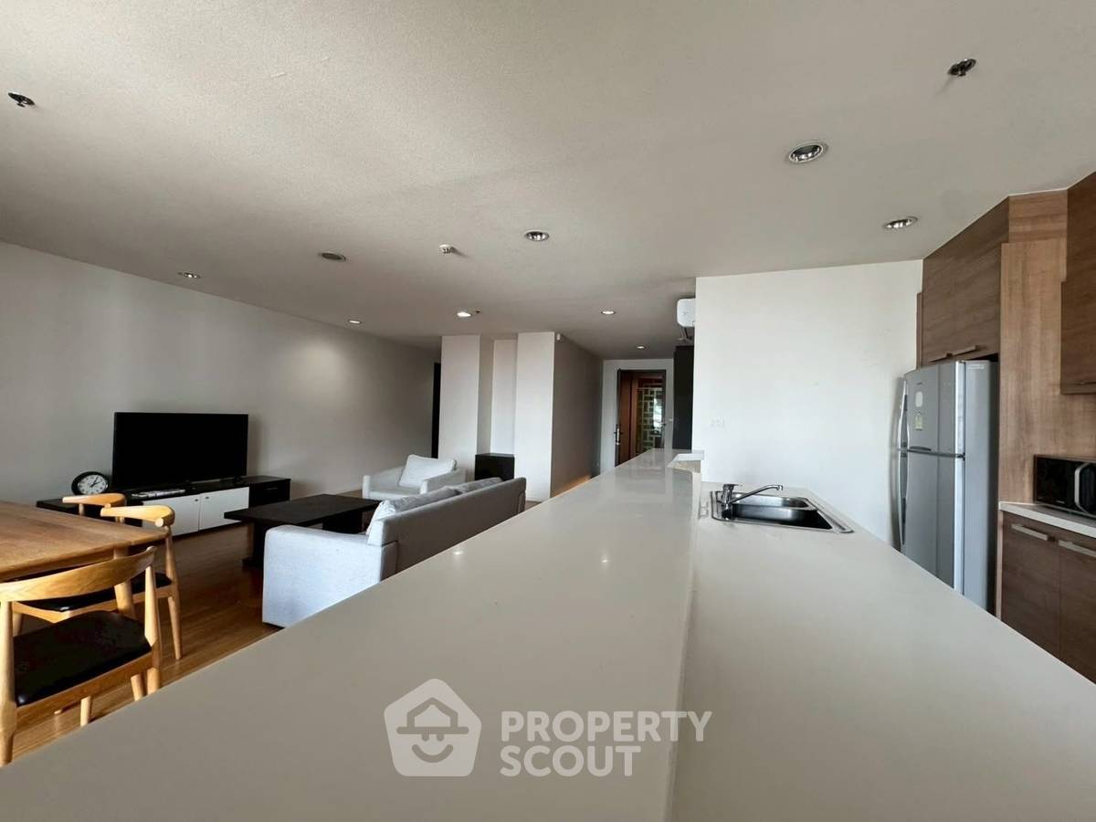 รูป คอนโด 2 ห้องนอน ขนาด 128 ตร.ม. Villa Sikhara Condominium พร้อมพงษ์ (ID 3312642) - รูปที่ 3/8