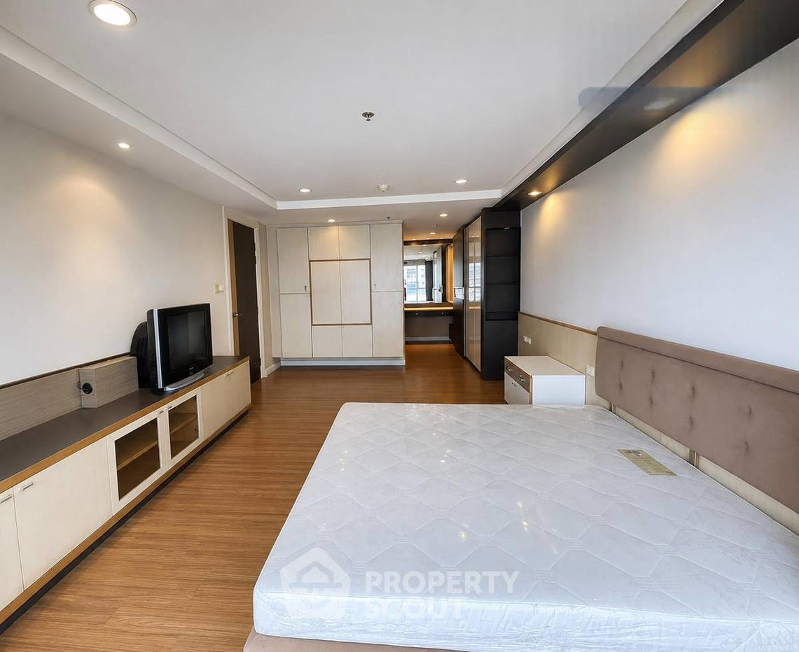 รูป ใกล้ BTS นานา 200 ม. | ขายคอนโด 2 ห้องนอน The Trendy Condominium (ID 3231141) - รูปที่ 2/16