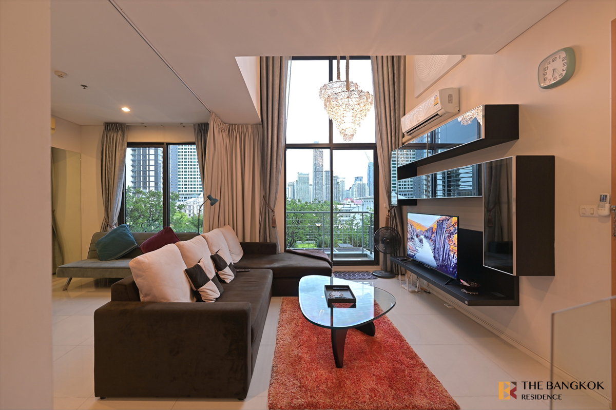 picture ððRental Condo ð Villa Asoke, Duplex 80 sq.m. 43K ð Beautiful South-Facing Unit, High Ceiling, Pool View Near MRT Phetchaburi - 1/9