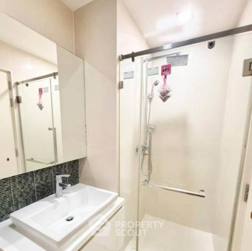 picture 1-BR Condo at Condolette Ize Ratchathewi near BTS Ratchathewi (ID 3311044) - 5/8