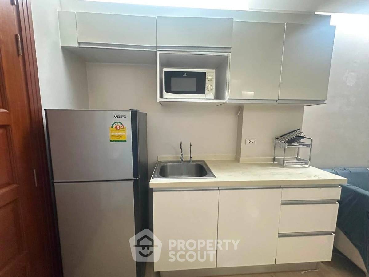 รูป คอนโด 1 ห้องนอน Emerald Residence Ratchada ใกล้ MRT ห้วยขวาง (ID 3309724) - รูปที่ 1/6