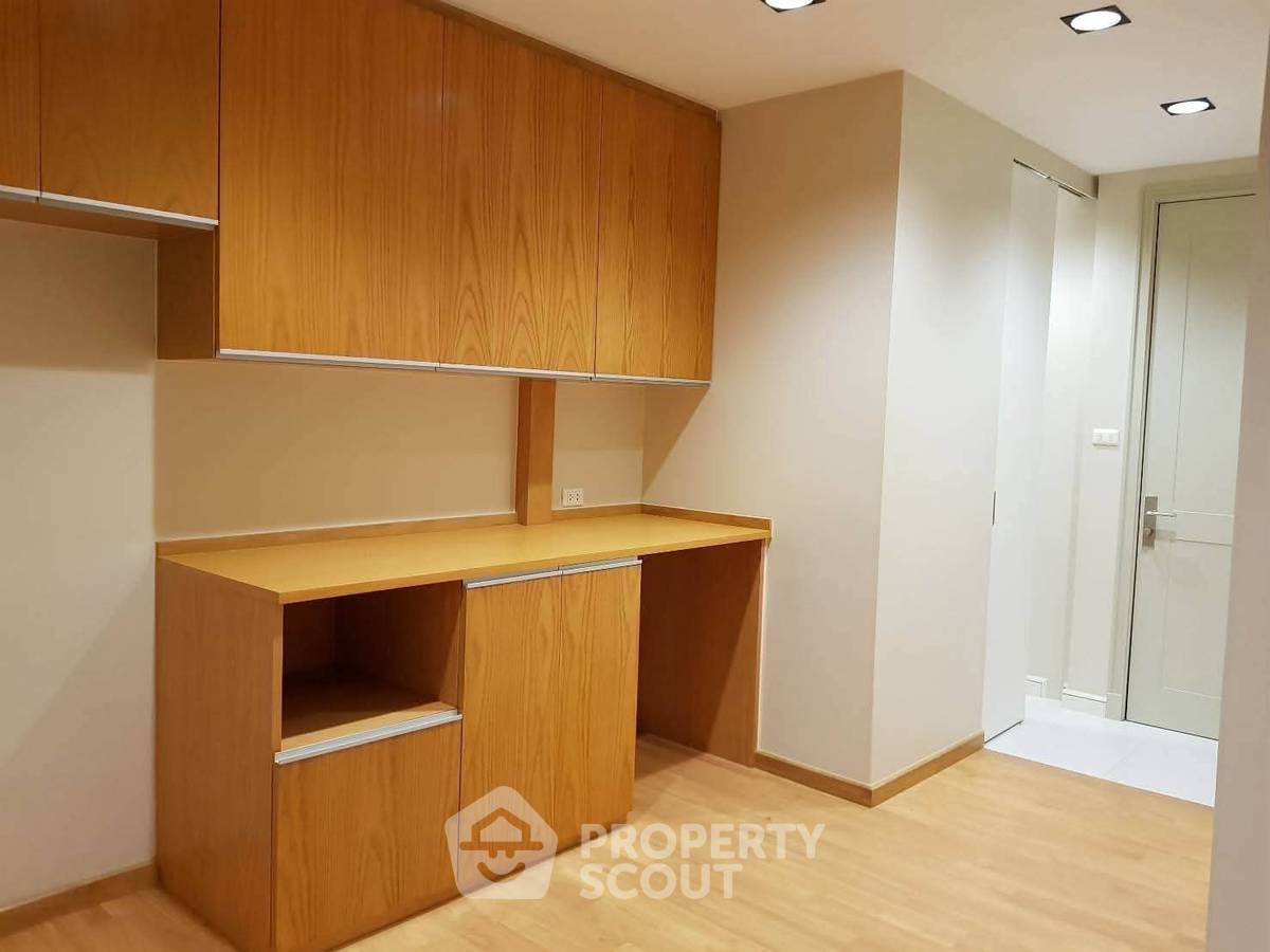 picture 100m To MRT Sam Yan | 2-BR Chamchuri Residence (ID 3208606) - 2/9