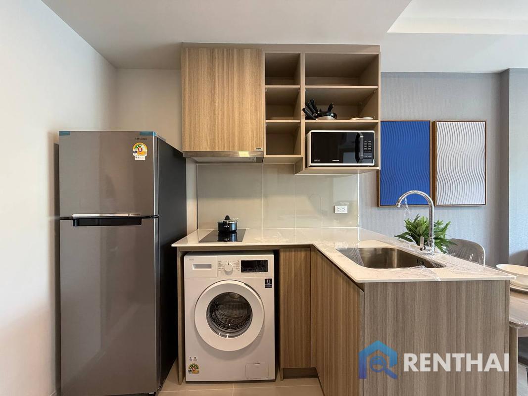 picture Luxury Condo at The Base Cherngtalay: 1bed, Pool, Gym, - 8/17