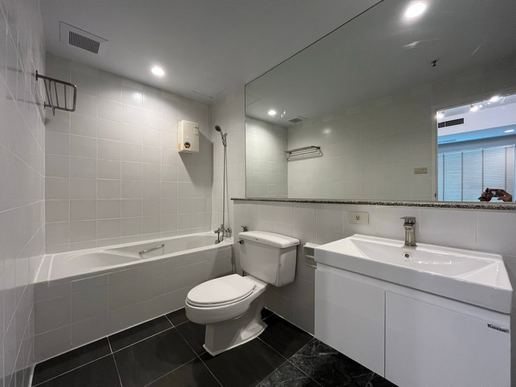 picture 🏙️ Sell⭐️Nonsi Condominium | 📍Sathorn Area|2 Beds 2 Baths - 20/25
