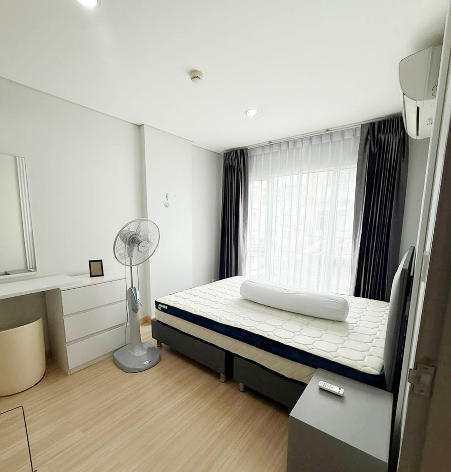 รูป ให้เช่า Serrano Rama 2 ห้องใหญ่ 32 ตร.ม. เดินถึง Central พระราม 2 เพียง 9,000 บาท - รูปที่ 3/13