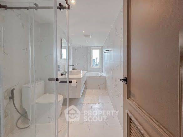 รูป คอนโด 4 ห้องนอน ชั้น 43 ขนาด 220 ตร.ม. Sukhumvit Suite ใกล้ BTS Nana (ID 3311454) - รูปที่ 39/45