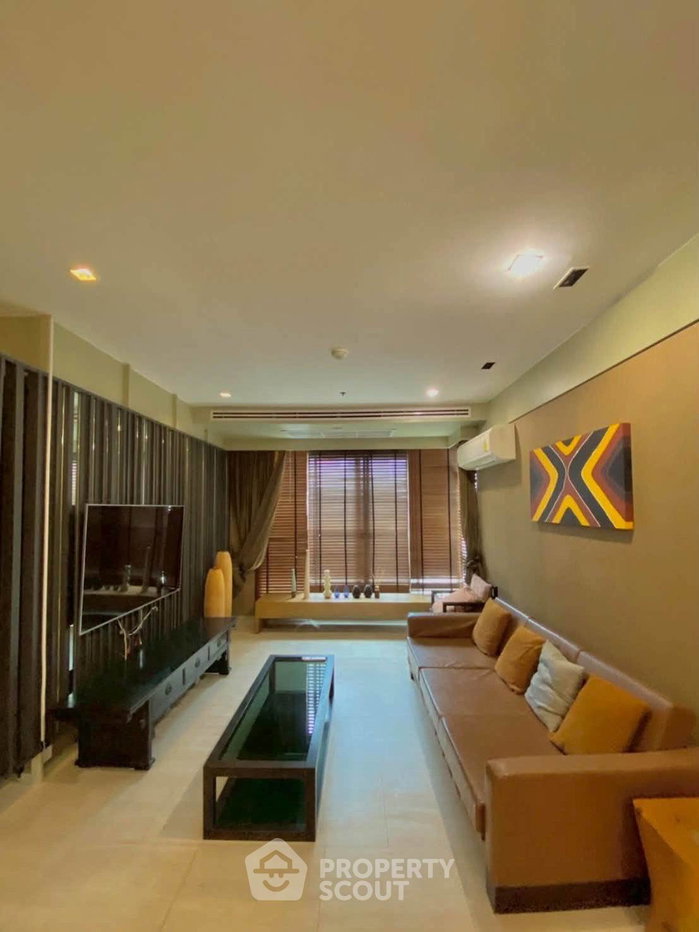 picture 3-BR Condo at Citi Smart Sukhumvit 18 near BTS Asok (ID 3299561) - 3/14