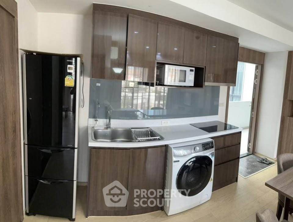 picture 2-BR Condo at Runesu Thonglor 5 near BTS Thong Lor (ID 3313597) - 3/12
