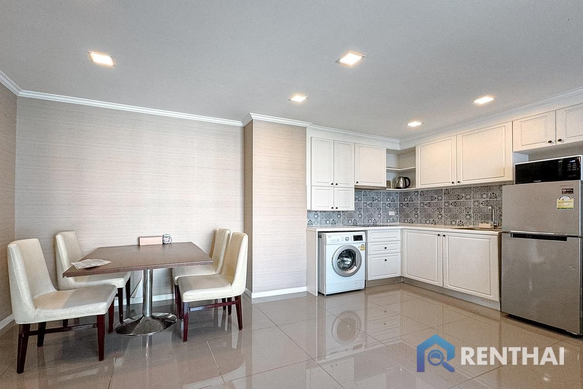 picture Looking for a spacious condo in Jomtien with a relaxing resort atmosphere? - 3/19