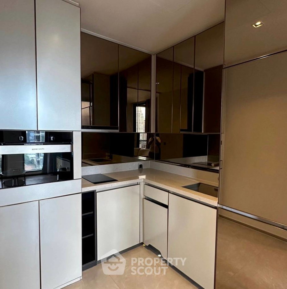 รูป คอนโดชั้น 16 ขนาด 1 ห้องนอน The Reserve Sathorn ใกล้ BTS ศาลาแดง (ID 3309550) - รูปที่ 2/4