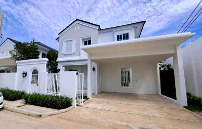 Houses for rent Samut Prakarn : 🏡#MT2609_141🏡 💥Urgent!💥 Definitely available—click fast before it's gone! ‼️ For Rent: 75k 🔥 Chaiyaphruek Bangna Km. 15 Project.