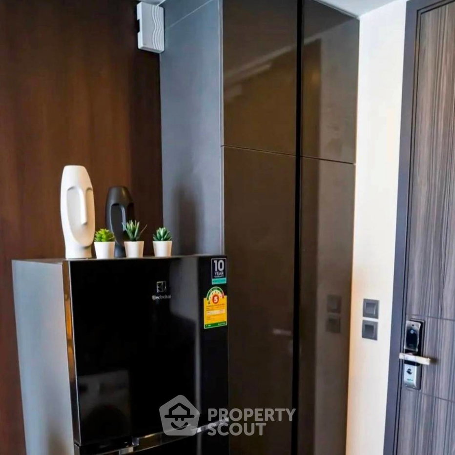 picture 70m To MRT Sukhumvit: 28th-Floor 1-BR At Ashton Asoke (ID 3309672) - 3/4