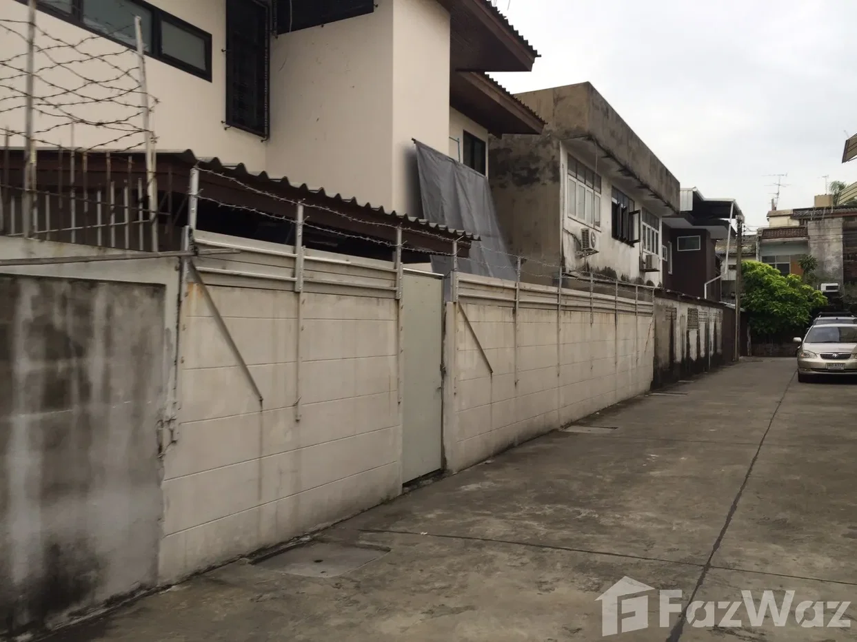 รูป ขาย ทาวน์เฮ้าส์ 6 ห้องนอน ใน บางจาก, กรุงเทพมหานคร 6755696 - รูปที่ 4/6