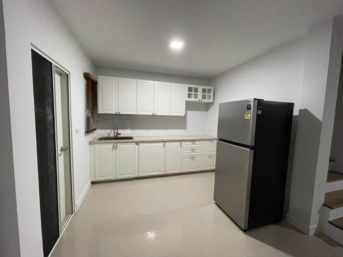 รูป #HHR146 ให้เช่า บ้านแฝด 2 ชั้น 3 ห้องนอน 3 ห้องน้ำ📍 800 ม.ถึง Mega Bangna - รูปที่ 4/14