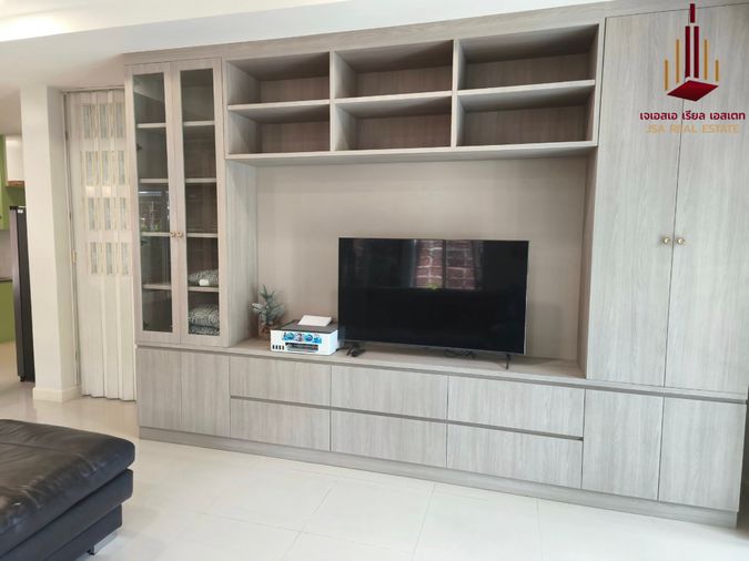 ให้เช่าทาวน์โฮม 3 ห้องนอน 310 ตร.ม. 74 ตร.ว. บ้านกลางกรุง เดอะ รอยัล เวียนนา รัชวิภา - รัชดาภิเษก