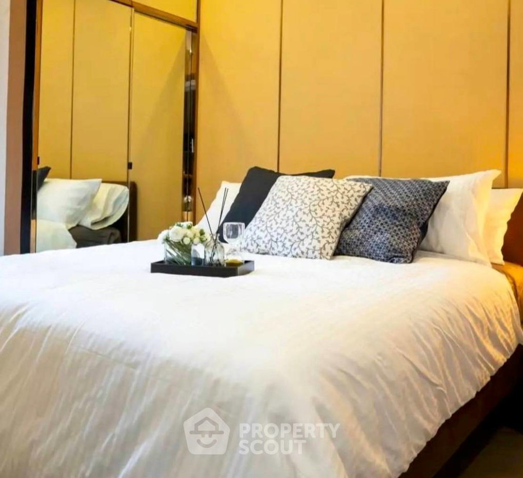 picture 70m To MRT Sukhumvit: 28th-Floor 1-BR At Ashton Asoke (ID 3309672) - 2/4
