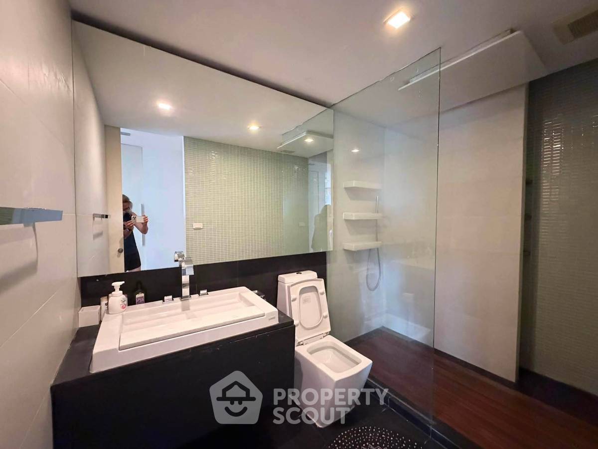 picture Spacious 2-BR 150 Sqm, Supreme Ville Condominium, MRT Khlong Toei (ID 3309381) - 19/20