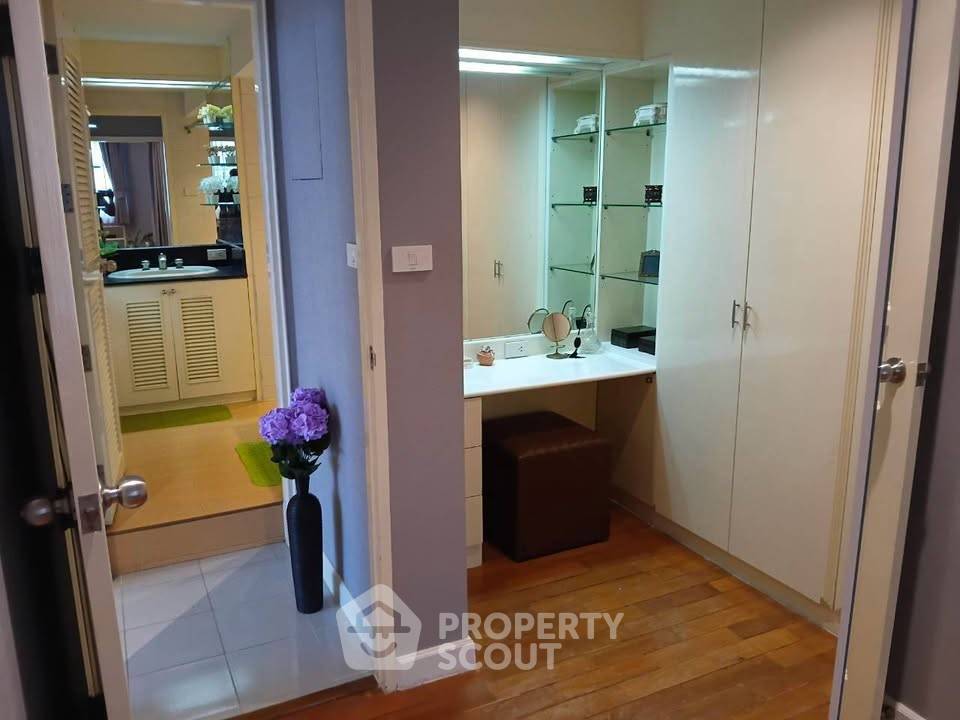 รูป ห้องใหญ่ 2 ห้องนอน 142 ตร.ม. Supalai Place Sukhumvit 39 ใกล้ BTS พร้อมพงษ์ (ID 3313009) - รูปที่ 22/47