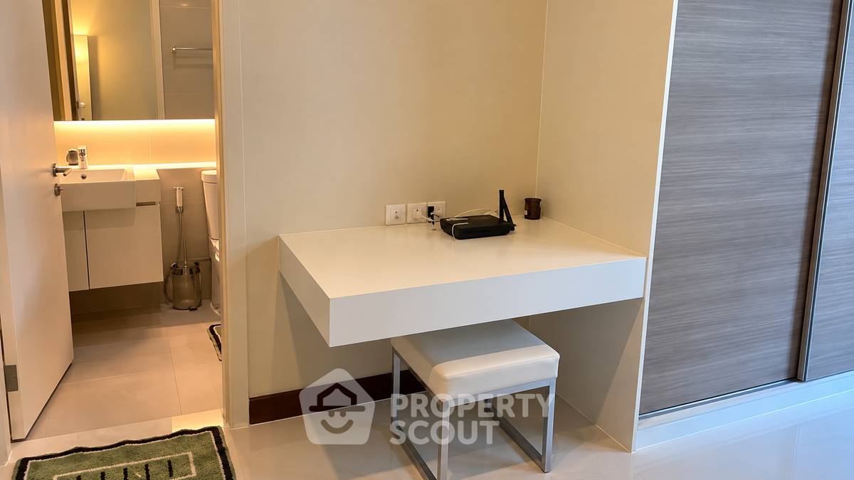 รูป คอนโด 1-ห้องนอน ที่ ลิฟว์ แอท ไฟว์ ใกล้ BTS นานา (ID 3313099) - รูปที่ 6/8