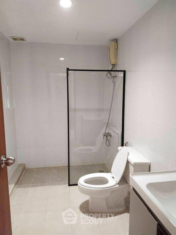 รูป คอนโด 2 ห้องนอน ขนาด 96 ตร.ม. Rama Harbour View Condominium ศรีราชา (ID 3249009) - รูปที่ 9/12