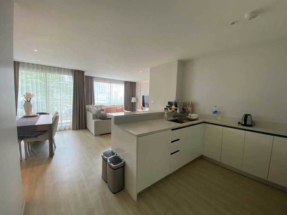 picture LTH16189 - Spacious Condo FOR RENT The 49 Plus 2 | 80 sq.m. | 2 Beds 2 Baths | 1 Parking | BTS Thonglor | 50K - 2/7
