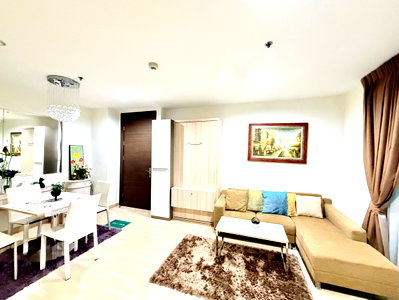 Condos for sale : Condo for Sale "𝐑𝐡𝐲𝐭𝐡𝐦 𝐑𝐚𝐭𝐜𝐡𝐝𝐚" 1 Bedroom 1 Bathroom | Corner Unit | 51 Sq.m.| Near-MRT Ratchadaphisek