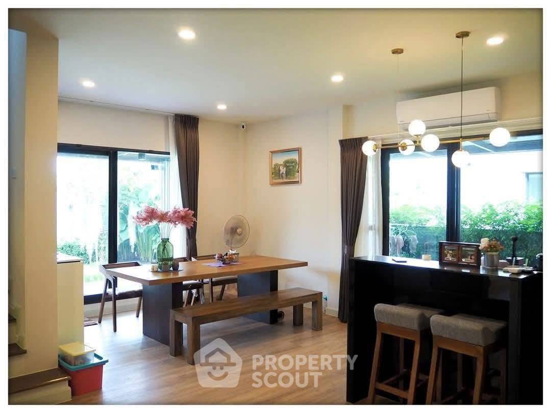 รูป บ้าน 4 ห้องนอน พื้นที่ 300 ตร.ม. โครงการ The City Boromarajonani-Thawiwatthana (ID 2583194) - รูปที่ 4/10