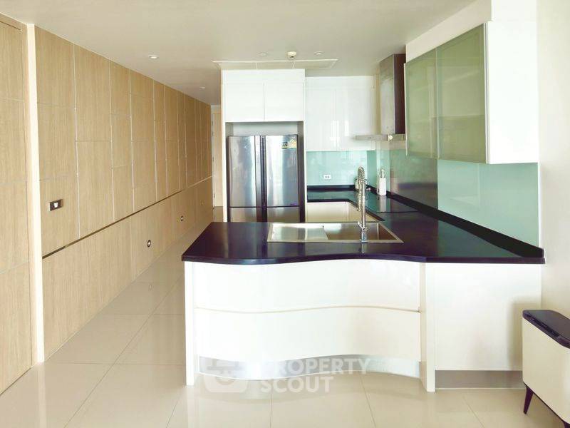 รูป คอนโด 1-ห้องนอน ที่ โมเวนพิค ไวท์แซนด์บีช พัทยา ใกล้ เมืองพัทยา (ID 2763453) - รูปที่ 4/10