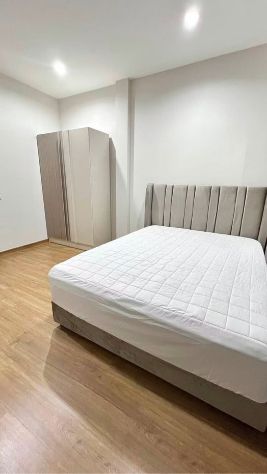 picture 3-story townhome for rent at Siri House Ratchada 18. - 6/19