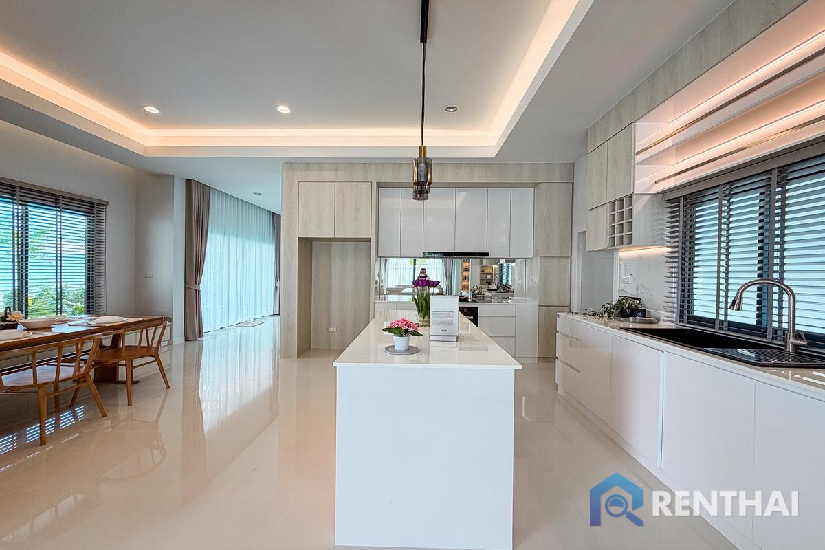 รูป บ้านพูลวิลล่าพร้อมพื้นที่รอบบ้านในทำเลคุณภาพ - รูปที่ 8/20