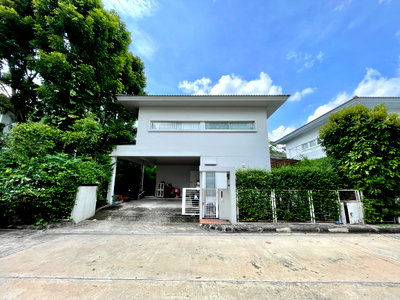 บ้านเดี่ยว กรุงเทพมหานคร : ขายบ้านเดี่ยว Noble GEO Watcharapol | ที่ดิน 54.5 ตร.ว. | 224 ตร.ม. | 3 ห้องนอน | Built-in ทั้งหลัง | ทำเลวัชรพล–บางเขน