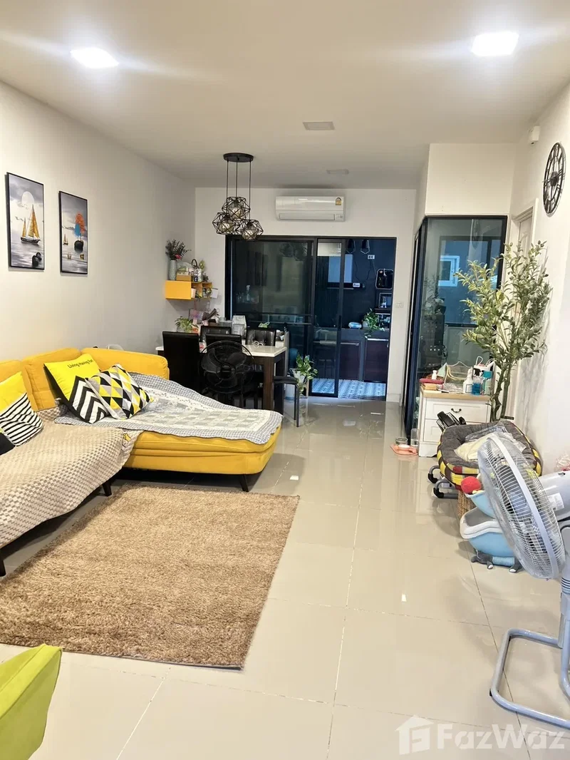 Townhouses for rent : 3 Bedroom Townhouse for rent at Patio Srinakarin - Rama 9 6780700