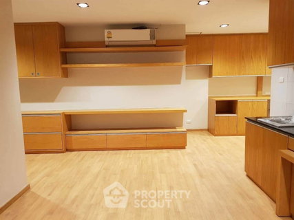 ใกล้ MRT สามย่านเพียง 100 ม. | 2 ห้องนอน Chamchuri Residence (ID 3208606)