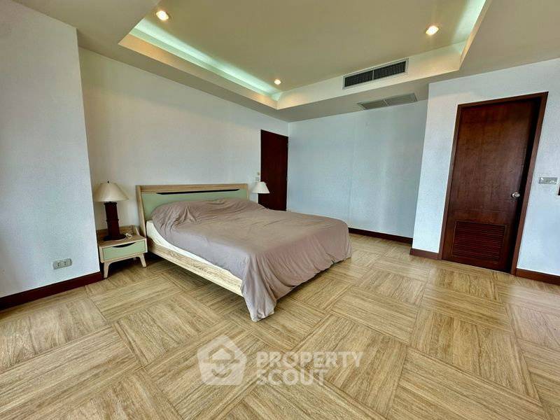 รูป คอนโด 2 ห้องนอน ขนาด 180 ตร.ม. Rama Harbour View Condominium (ID 3229712) - รูปที่ 9/13