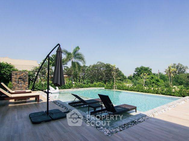 picture 330 Sqm 4-BR Pet-Friendly SeaRidge Hua Hin Condo (ID 1750614) - 16/22