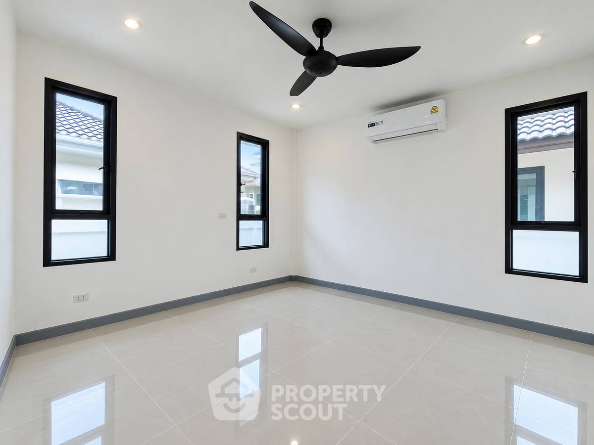 รูป วิลล่าสามห้องนอนขายที่ Mil Pool Villas Hua Hin (ID 3312812) - รูปที่ 8/18