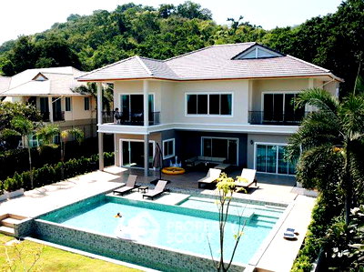 คอนโดให้เช่า : คอนโด 4 ห้องนอน ขนาด 330 ตร.ม. เลี้ยงสัตว์ได้ ที่ SeaRidge Hua Hin (ID 1750614)