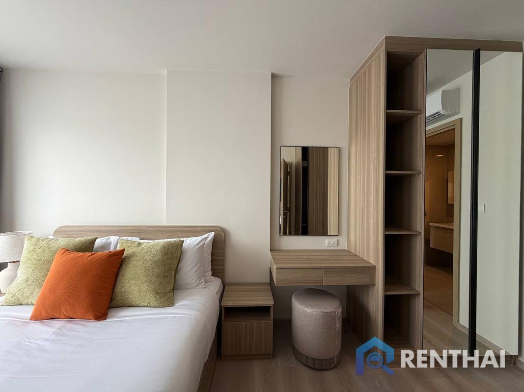 picture Luxury Condo at The Base Cherngtalay: 1bed, Pool, Gym, - 3/17