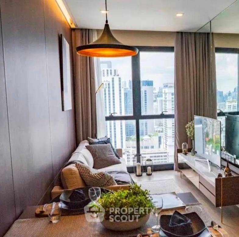 picture 70m To MRT Sukhumvit: 28th-Floor 1-BR At Ashton Asoke (ID 3309672) - 1/4