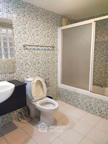 รูป คอนโด 2 ห้องนอน ขนาดใหญ่ 225 ตร.ม. ที่ Rama Harbour View Condominium (ID 3242737) - รูปที่ 17/17