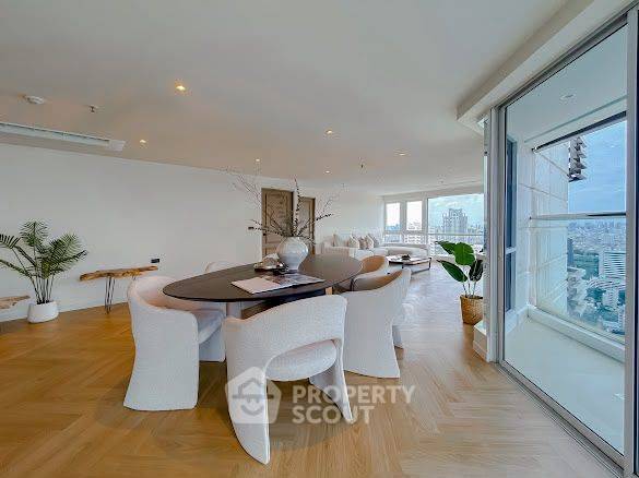 รูป คอนโด 4 ห้องนอน ชั้น 43 ขนาด 220 ตร.ม. Sukhumvit Suite ใกล้ BTS Nana (ID 3311454) - รูปที่ 7/45