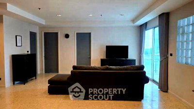 Condos for rent : 3-BR Condo at Nusasiri Grand Condominium near BTS Ekkamai (ID 3291220)
