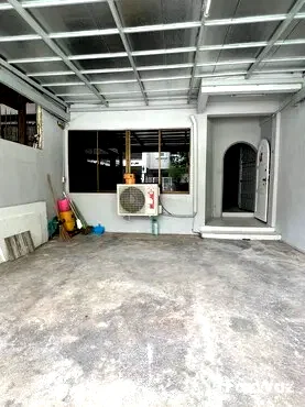 Townhouses for rent Bangkok : 2 Bedroom Townhouse for rent in Khlong Tan Nuea, Bangkok  6723432